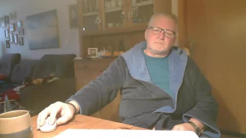 Snapshot of toto758 chatting on 30, 12, 2024 toto758 online show from 30, 12, 2024