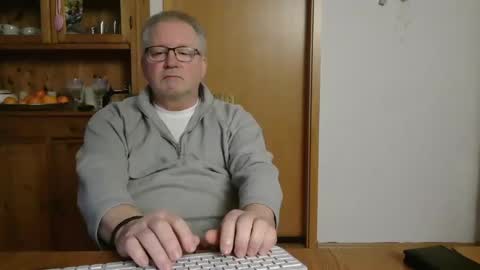 Snapshot of toto758 chatting on 20, 1, 2025 toto758 online show from 20, 1, 2025