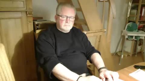 Snapshot of toto758 chatting on 28, 2, 2025 toto758 online show from 28, 2, 2025