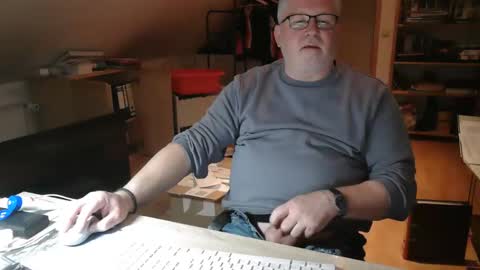 Snapshot of toto758 chatting on 9, 10, 2025 toto758 online show from 9, 10, 2025