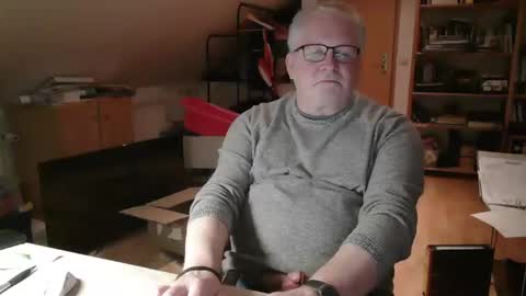 Snapshot of toto758 chatting on 16, 11, 2025 toto758 online show from 16, 11, 2025