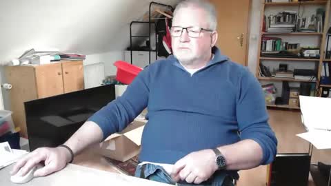 Snapshot of toto758 chatting on 25, 11, 2025 toto758 online show from 25, 11, 2025