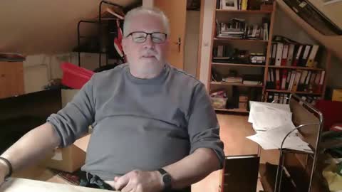 Snapshot of toto758 chatting on 4, 12, 2025 toto758 online show from 4, 12, 2025