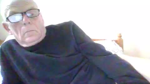 Snapshot of touche5656607203 chatting on 27, 11, 2025 touche5656607203 online show from 27, 11, 2025