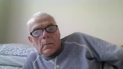 Snapshot of touche5656607203 chatting on 31, 3, 2026 touche5656607203 online show from 31, 3, 2026