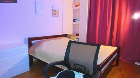 Snapshot of toxic_lina chatting on 11, 2, 2025 Ellina online show from 11, 2, 2025