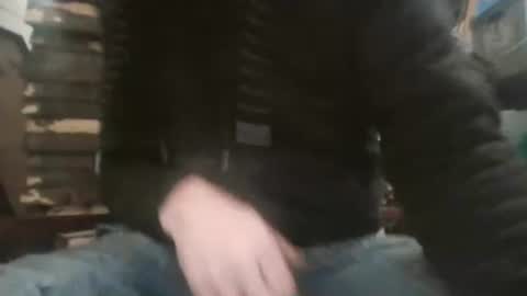 Snapshot of tr8e035 chatting on 1, 12, 2025 tr8e035 online show from 1, 12, 2025