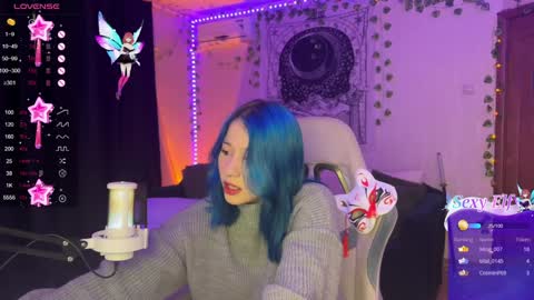 Snapshot of traharaaa chatting on 7, 1, 2025 Ariana and Erik online show from 7, 1, 2025