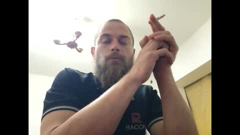 Snapshot of tralalabala chatting on 2, 4, 2026 Tralalabala online show from 2, 4, 2026