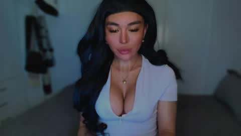 Snapshot of transnextdoor_ chatting on 8, 3, 2025 ALMIGHTY GODDESS VALENTINA online show from 8, 3, 2025
