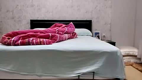Big Head Cock online show from 19, 4, 2026