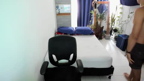 travis bakerr online show from 22, 1, 2025