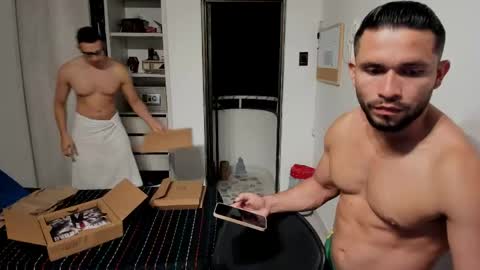 Snapshot of travis_bakerr chatting on 1, 6, 2026 travis bakerr online show from 1, 6, 2026