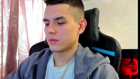 Snapshot of travisrivas chatting on 16, 2, 2025 travisrivas online show from 16, 2, 2025