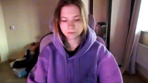 Lisa online show from 22, 11, 2025