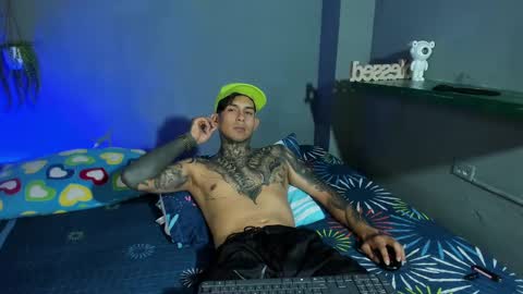 TRAV - INDEPENDENT MODEL online show from 11, 9, 2025