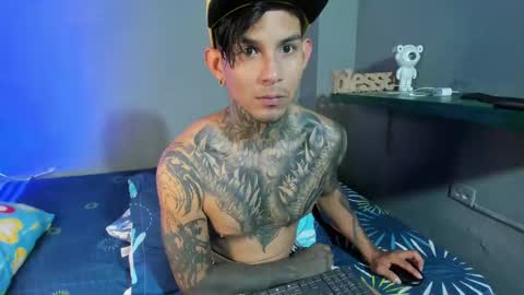 TRAV - INDEPENDENT MODEL online show from 15, 9, 2025