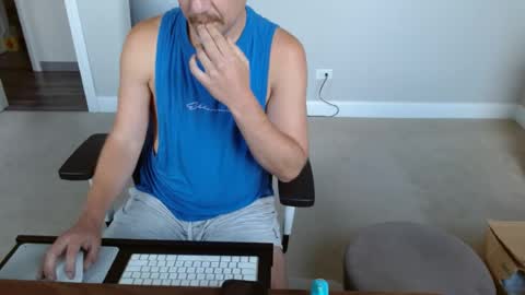 Snapshot of tray1987 chatting on 17, 7, 2026 exhib 4 u online show from 17, 7, 2026