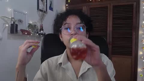 Emily online show from 25, 2, 2025