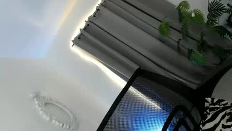 Snapshot of treatmelikeababe chatting on 20, 2, 2026 YOUR SLUT online show from 20, 2, 2026