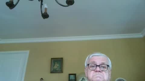 Snapshot of trekbeestje1 chatting on 3, 4, 2026 trekbeestje online show from 3, 4, 2026