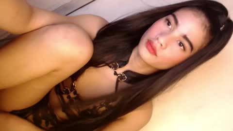 STEPHANiE online show from 8, 1, 2026