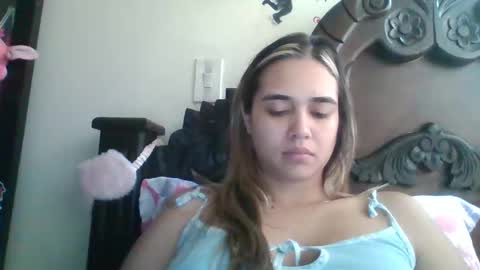 triana_bell online show from 16, 12, 2024