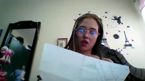 triana_bell online show from 29, 9, 2025