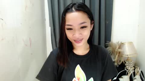 Snapshot of tricia_slut chatting on 31, 10, 2025 tricia_slut online show from 31, 10, 2025