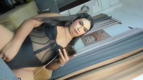 Snapshot of tricxieissubmissive chatting on 7, 3, 2025 Tricxie online show from 7, 3, 2025