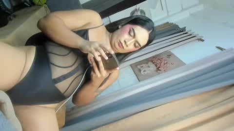 Snapshot of tricxieissubmissive chatting on 9, 3, 2025 Tricxie online show from 9, 3, 2025