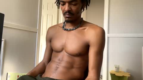 Snapshot of trillahung chatting on 28, 1, 2025 WapBopper online show from 28, 1, 2025