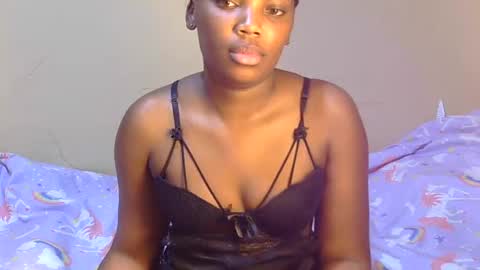 trina_z online show from 28, 6, 2026