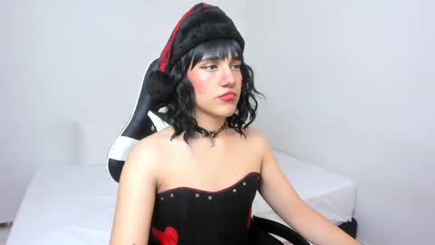 Snapshot of trinydoll chatting on 24, 12, 2024 Triny online show from 24, 12, 2024