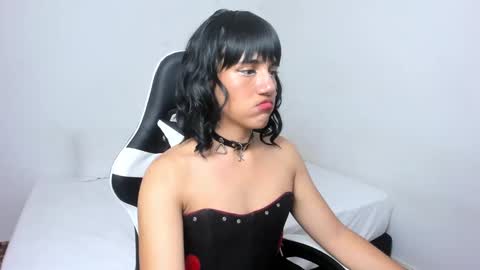 Snapshot of trinydoll chatting on 22, 1, 2025 Triny online show from 22, 1, 2025