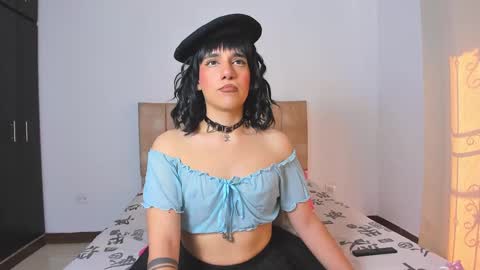 Snapshot of trinydoll chatting on 9, 9, 2025 Triny online show from 9, 9, 2025