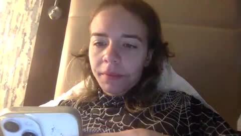 trippybb222 online show from 2, 11, 2025