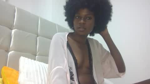 Snapshot of trishaelliee chatting on 22, 4, 2026 trishaelliee online show from 22, 4, 2026