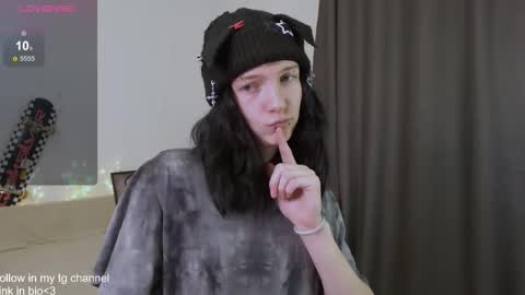 Snapshot of trishxl chatting on 19, 2, 2026 Max online show from 19, 2, 2026