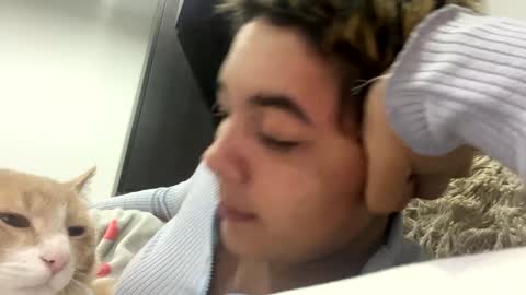 Kitty online show from 11, 1, 2025