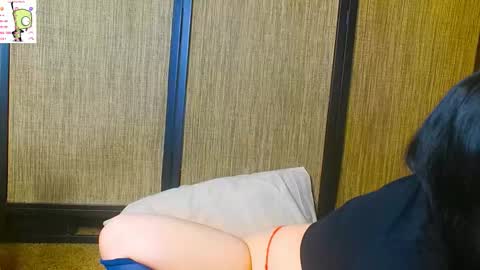 trixiedoescamcam online show from 14, 1, 2026