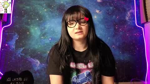 trixiedoescamcam online show from 11, 4, 2026