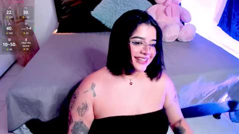 Snapshot of trixxiee_ chatting on 13, 11, 2025 trixxiee_ online show from 13, 11, 2025