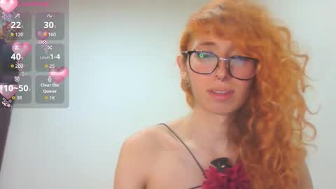 Trixy Rose online show from 16, 11, 2025