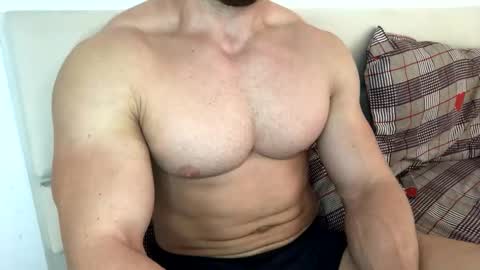 Troncq online show from 17, 9, 2025