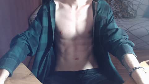 Snapshot of trone41 chatting on 5, 12, 2024 I POST MY FUCKING VIDEOS AND PICS online show from 5, 12, 2024