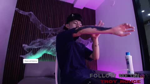 Troy online show from 31, 10, 2025