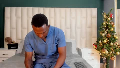 Snapshot of troykhalil chatting on 21, 12, 2024 Troy Khalil online show from 21, 12, 2024