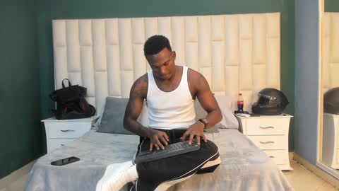 Snapshot of troykhalil chatting on 22, 1, 2025 Troy Khalil online show from 22, 1, 2025