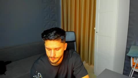 Snapshot of troywade chatting on 23, 5, 2026 TroyWade online show from 23, 5, 2026